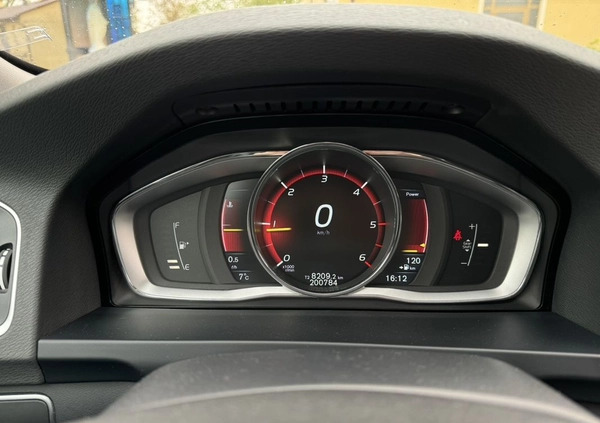 Volvo V60 cena 47900 przebieg: 199000, rok produkcji 2015 z Rzeszów małe 326